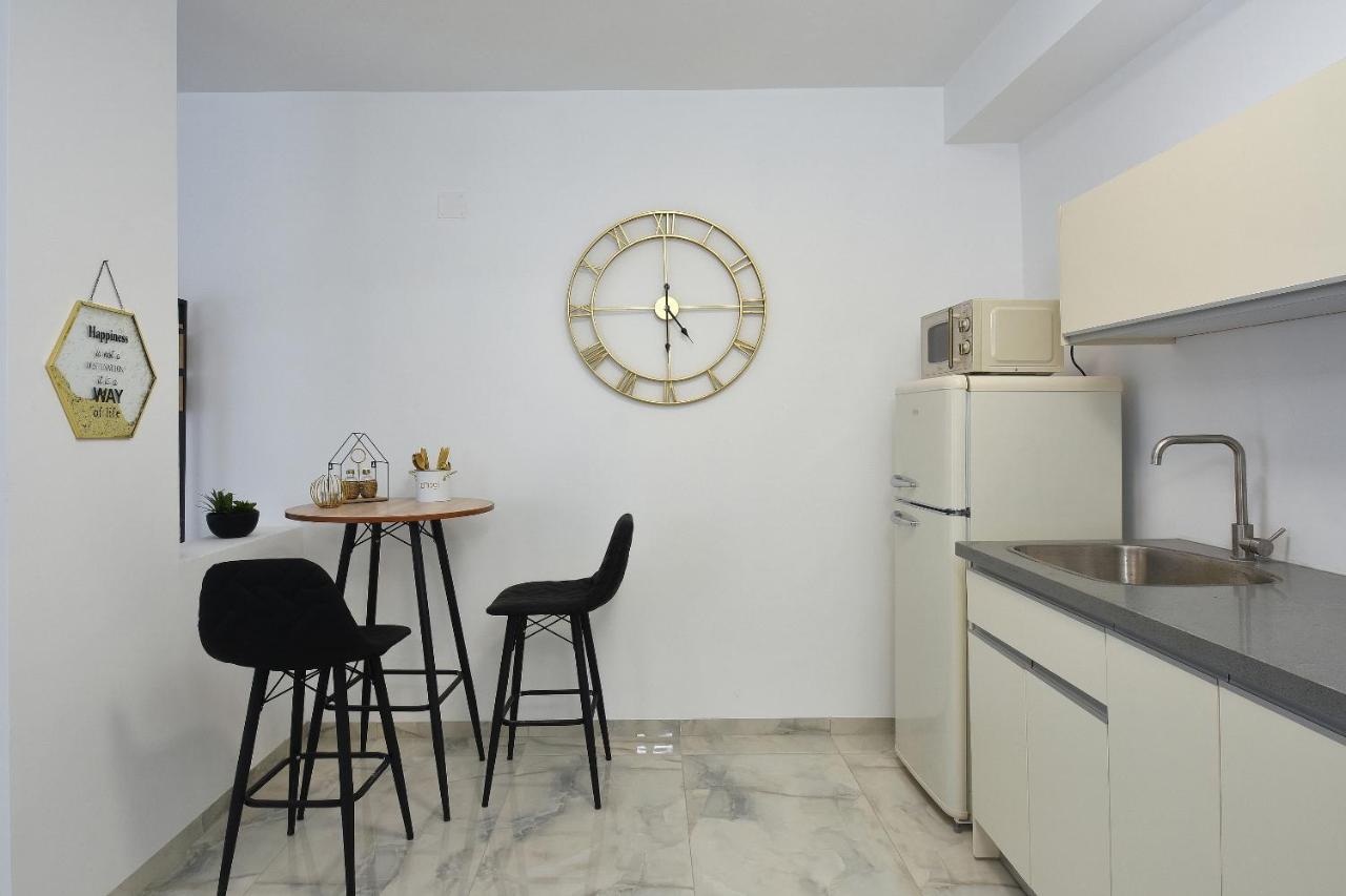 הסויטות של פולי Apartment Manot Exterior photo